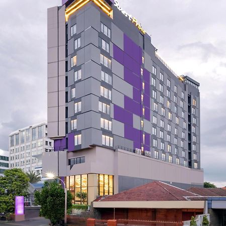 Quest Hotel Prime Pemuda - Semarang Bagian luar foto